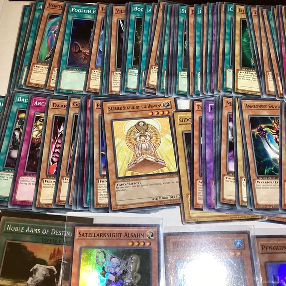 Konami Yugioh card lot of 101 Yu-Gi-Oh cards Foil and Regular - Picture 11 of 14